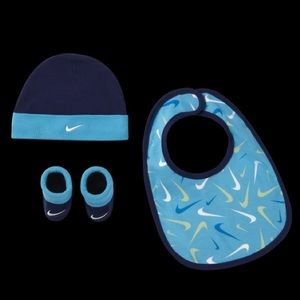 🧁🆕 NIKE 3 Piece Set (Newborn To 6m)